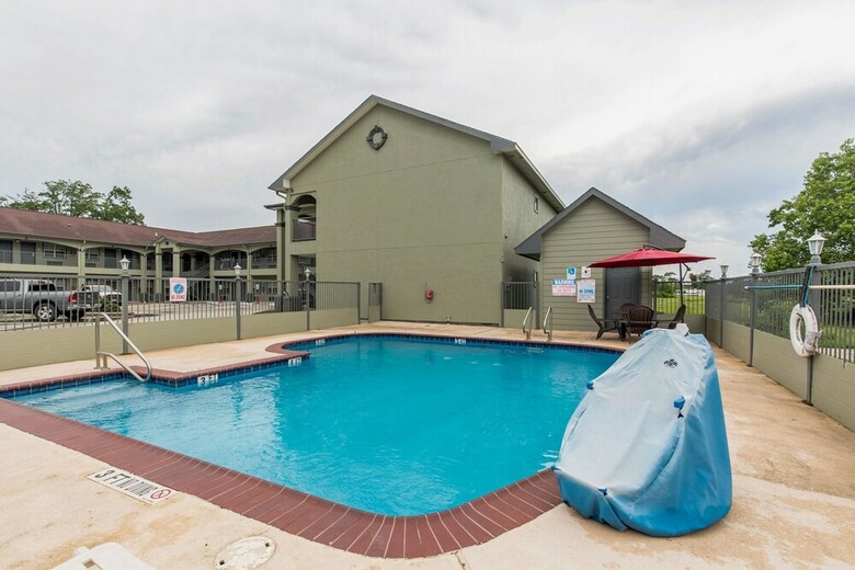 Hotel Quality Inn & Suites