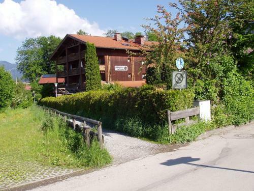 G�stehaus Zur F�rbe Apartments