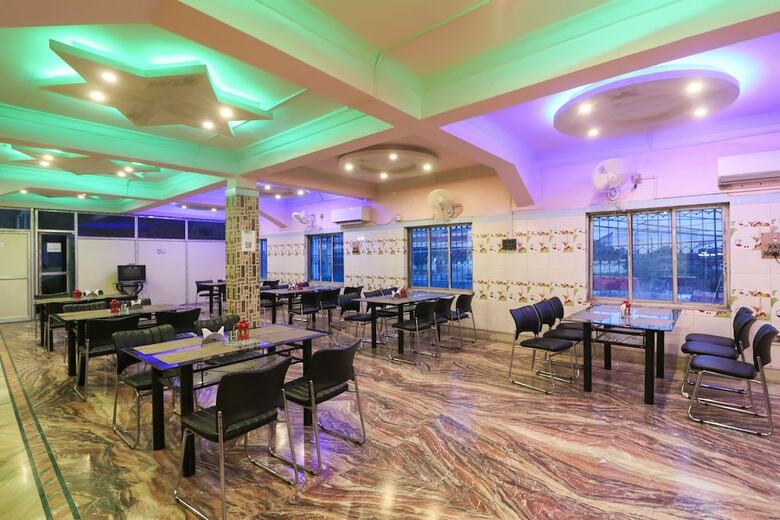Hotel Spot On 49450 Silver Woods