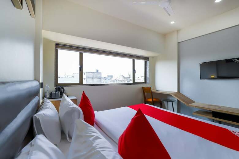 Oyo 45723 Hotel Pearl
