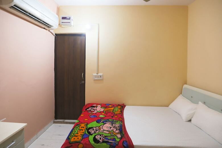 Hotel Spot On 48329 Dee 9 Residency