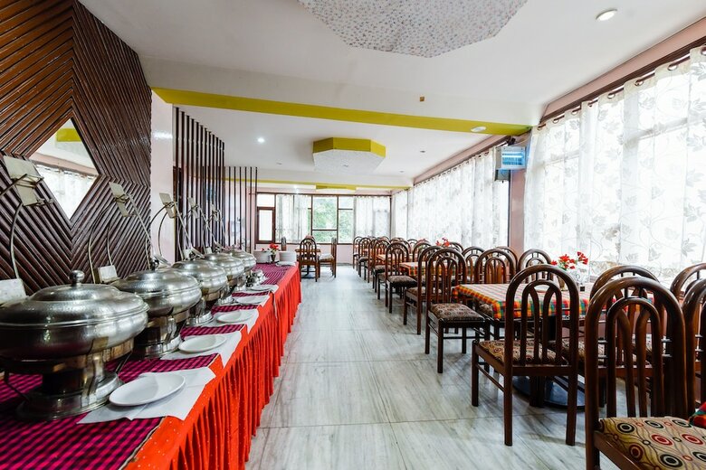 Oyo 1428 Hotel Sitara International