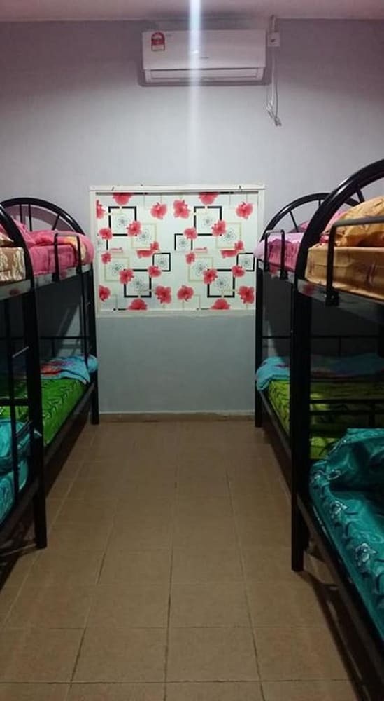 Hostal S Family Hostel Cenang - Adults Only