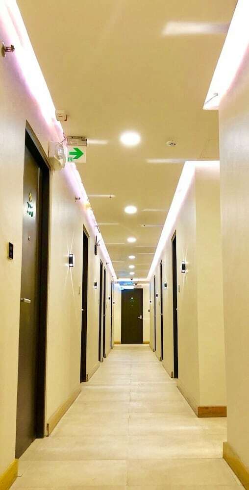 Hotel Two Seasons Executive Suites