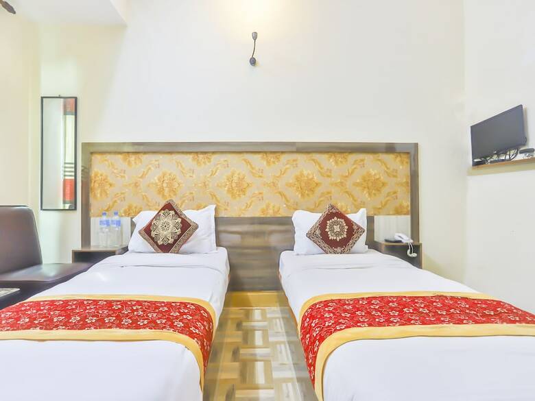 Spot On 633 Hotel Surya International