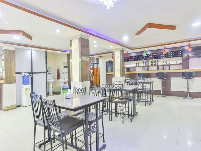 Spot On 633 Hotel Surya International