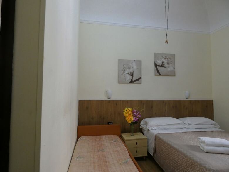 Hotel Guest House Sunlight