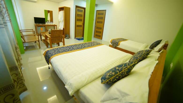 Present Hotel