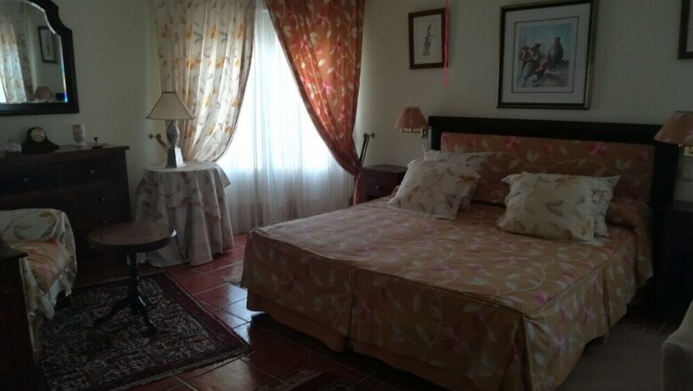 Apartamentos Casa Rural Los Casta�os