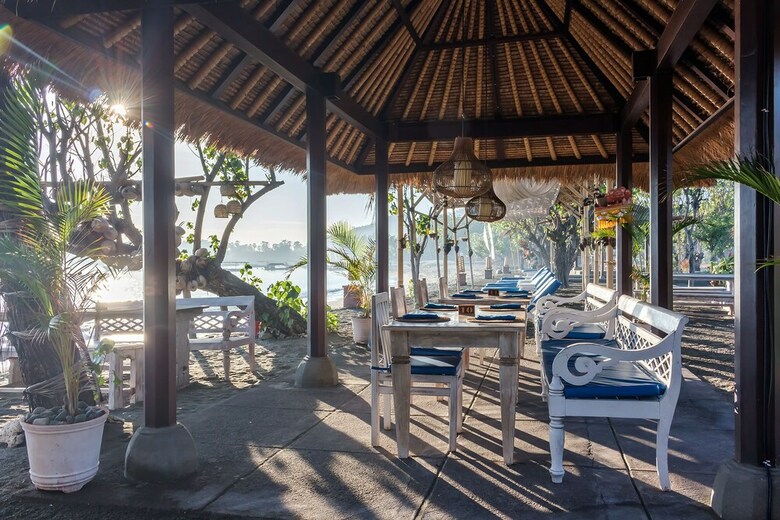 Hotel Amertha Bali Villas Beach Front Resort And Spa