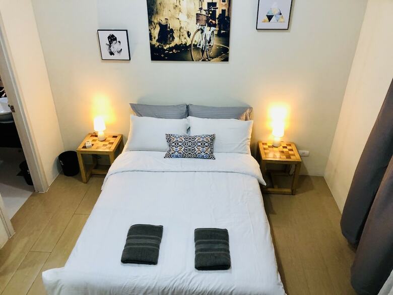 150 Newport By Homebeds - Airport
