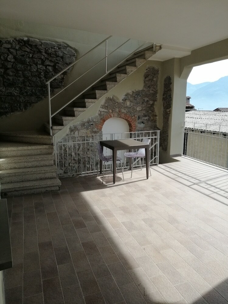Iseolakerental - Hill Apartments