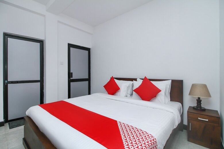 Oyo 511 Delphin Hotel