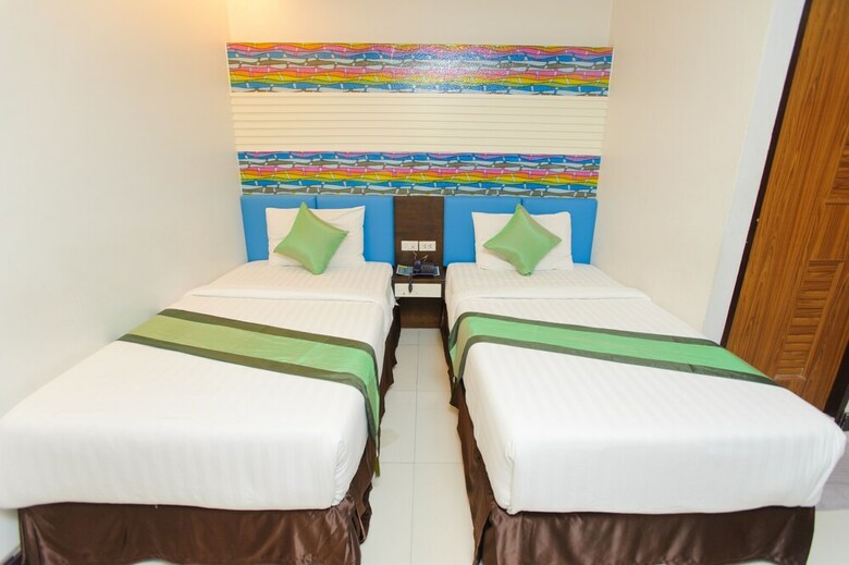 Hotel The Cozi Inn