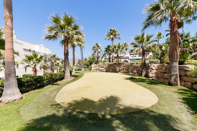 Flamingos Holiday Haven Canovas Apartment