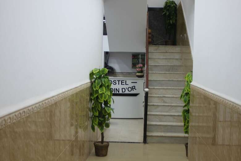 Hotel Hostel Le Coin D Or