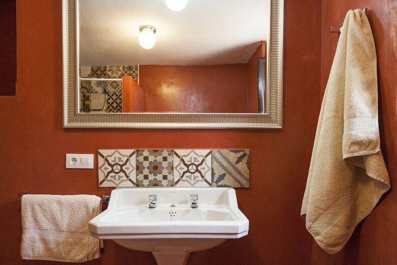 Villa San Nicolas Constantina Canovas