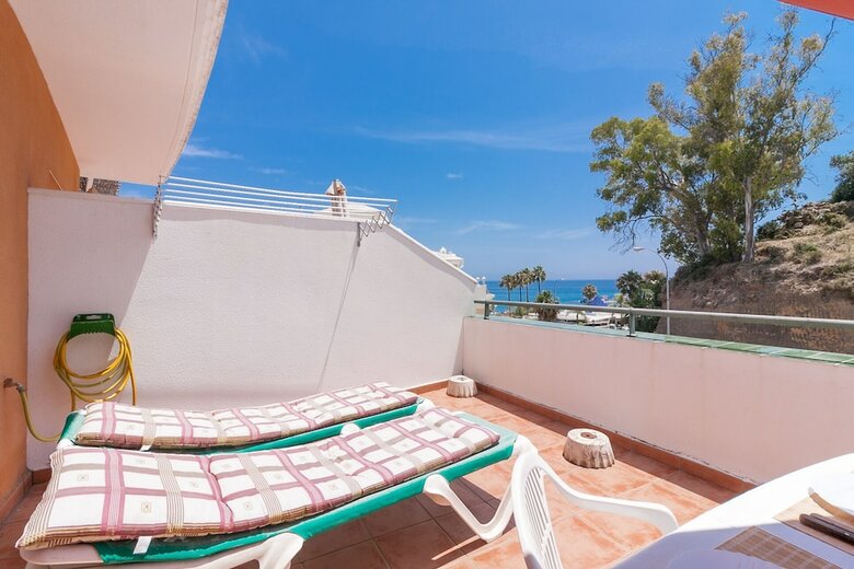 Rubarsal Burriana Playa Canovas Nerja (2d) Apartment