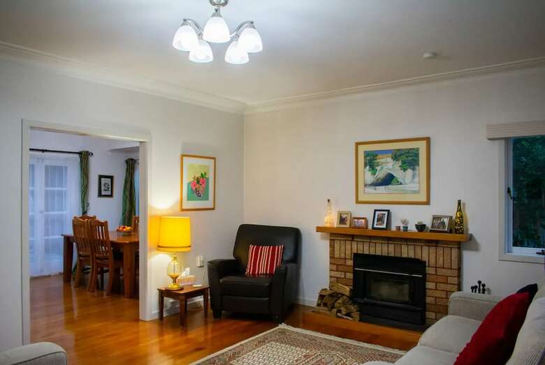 Spacious 5 Bedroom Family Abode