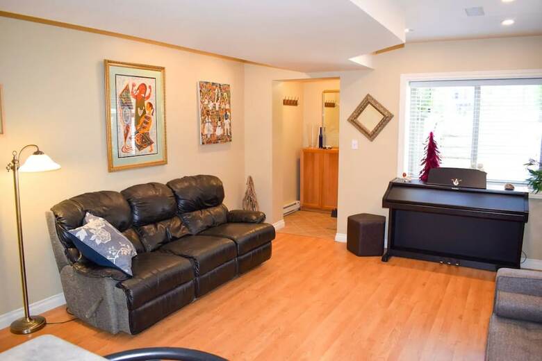 Apartamentos Spacious 1 Bedroom Lower-level Suite