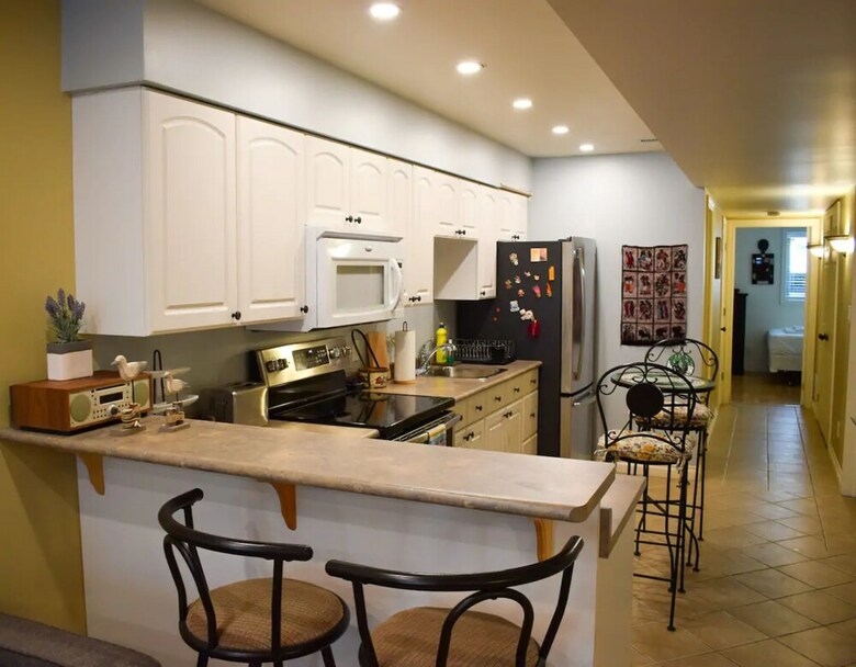 Apartamentos Spacious 1 Bedroom Lower-level Suite