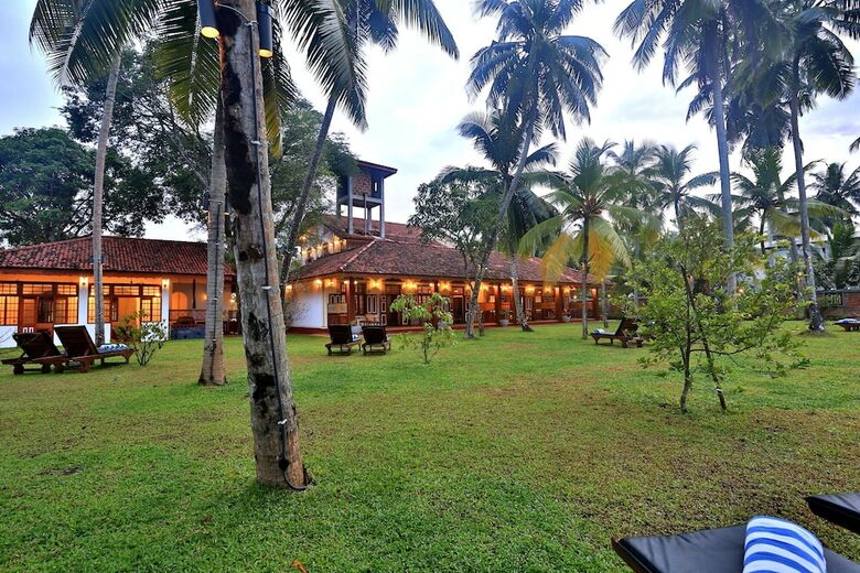 Hotel Sandali  Walauwa