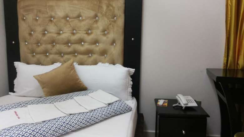 Aparthotel Tripplex Hotel