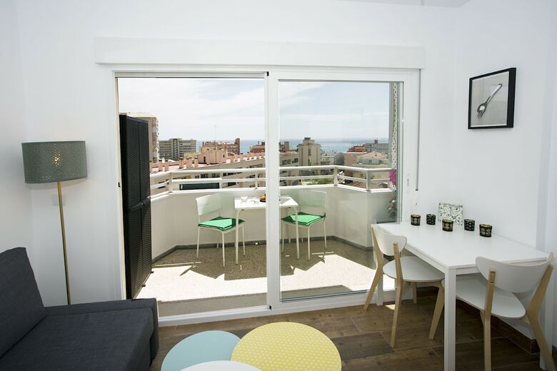 Apartamentos Lovely Quiet & Center Sea Views