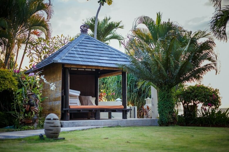 Bed & Breakfast The Villa Pantai Lovina