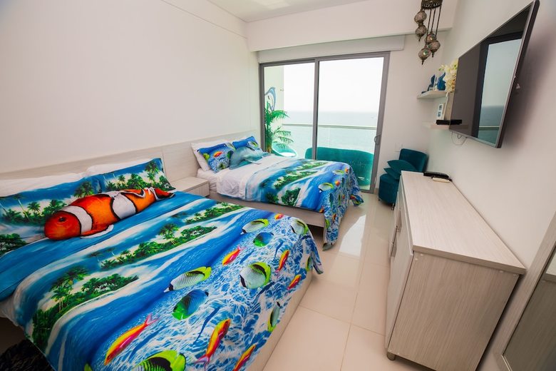 Apartamento Con Club de Playa Oceanfront