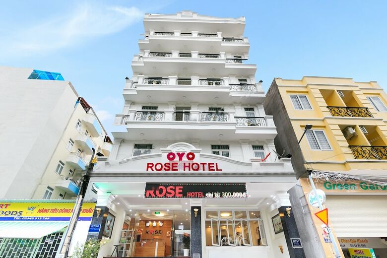 Oyo 365 Rose Hotel