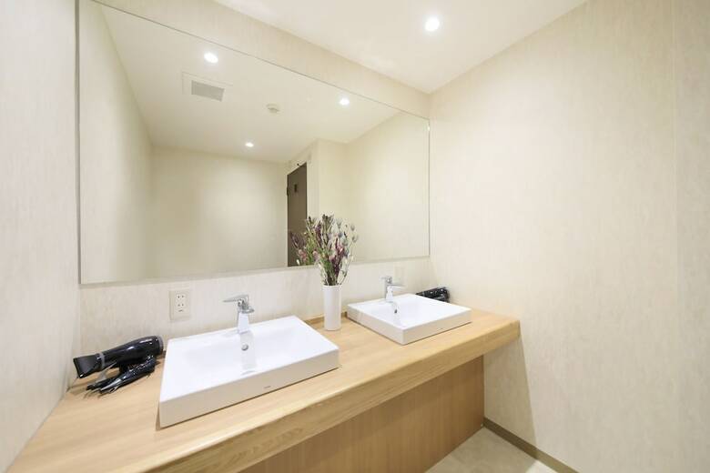 Hostal Simplest Hakodate - Hostel