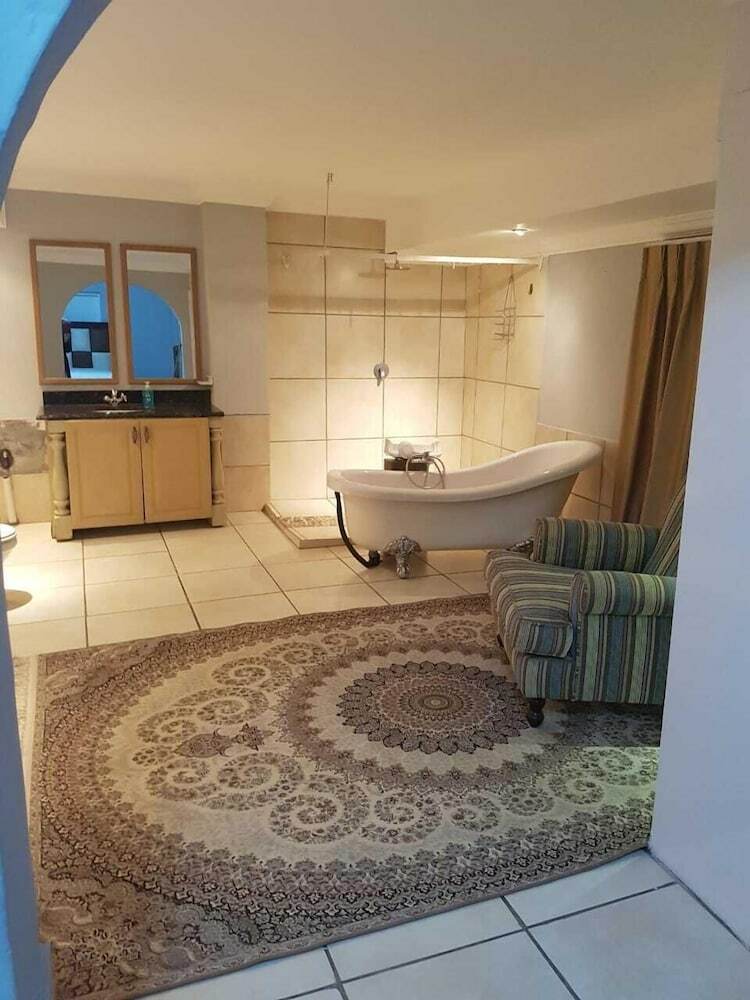 Hotel Silken Trap Guest House