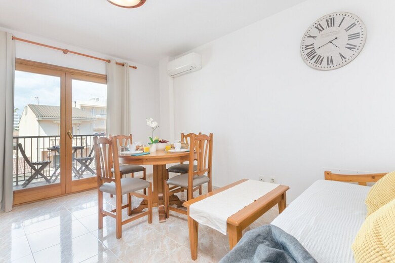 Apartamentos Yourhouse Arena