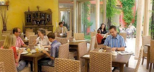 Hostal Arndt Hotel Garni