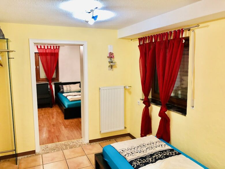 Hostal Europa Pension Zum Gr�nen Baum