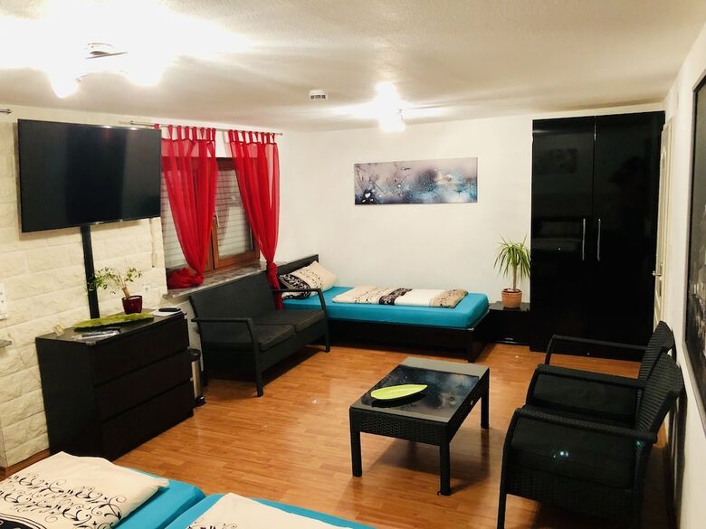 Hostal Europa Pension Zum Gr�nen Baum
