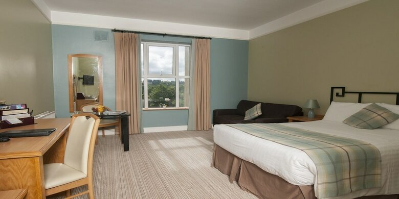 Woodlands Hotel