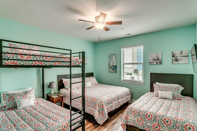 Hostal Together Resorts Cherry Grove Resort At I 206 54th