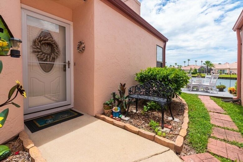 Hostal Casa Bella At Sea Place