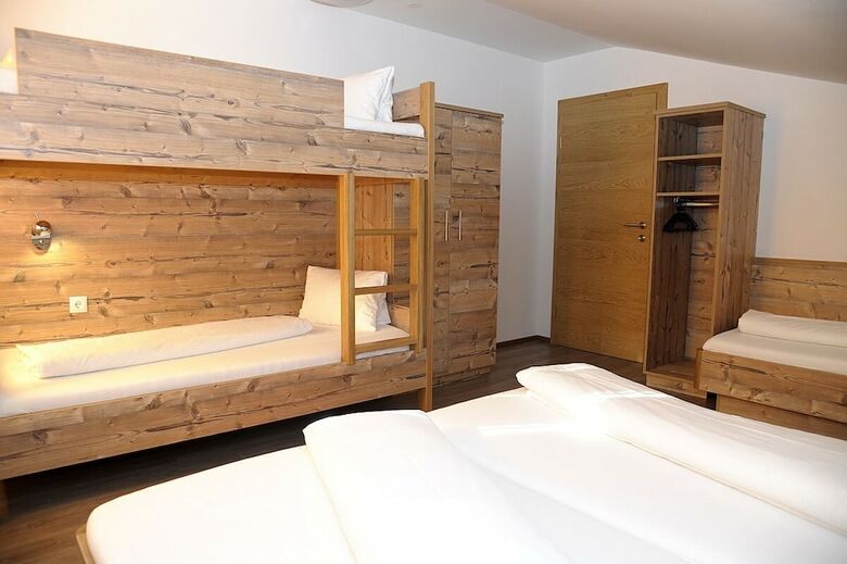 Aparthotel Landhaus & Haus Rustika