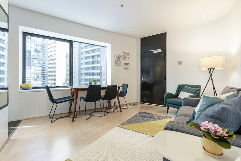 Qv2 Apartment On Swanston St