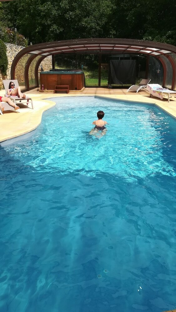 Hotel Villa Quinissole