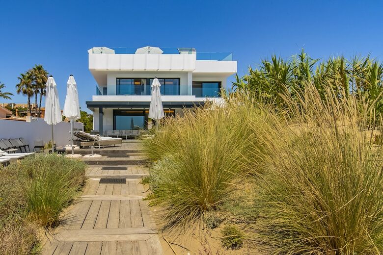 Apartamentos Villa Playanita