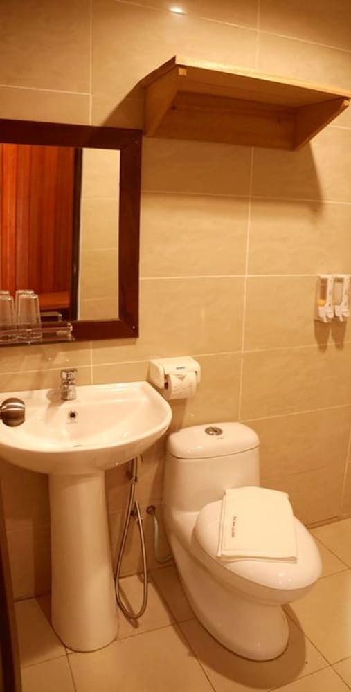 Hostal Kinabatangan Wildlife Lodge
