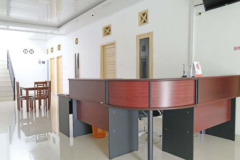 Hostal Oyo 1185 Sachila Residence Syariah