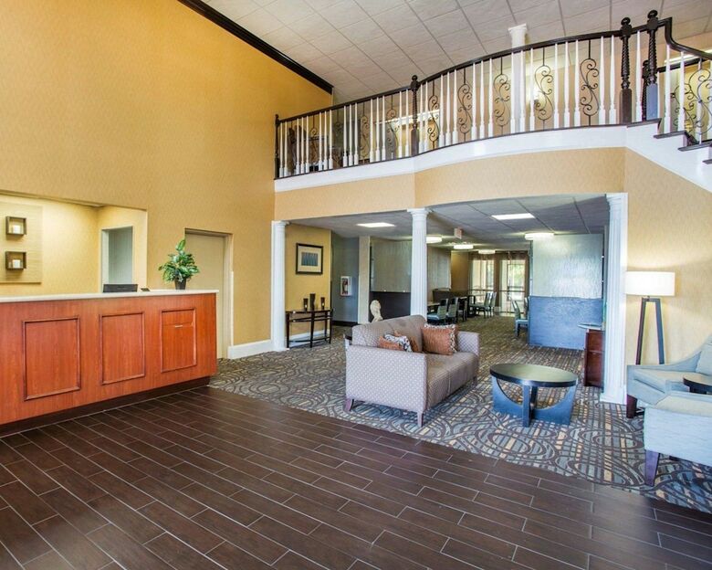 Hotel Comfort Inn & Suites At Stone Mountain