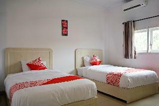 Hostal Oyo 1167 Home Sty Residence