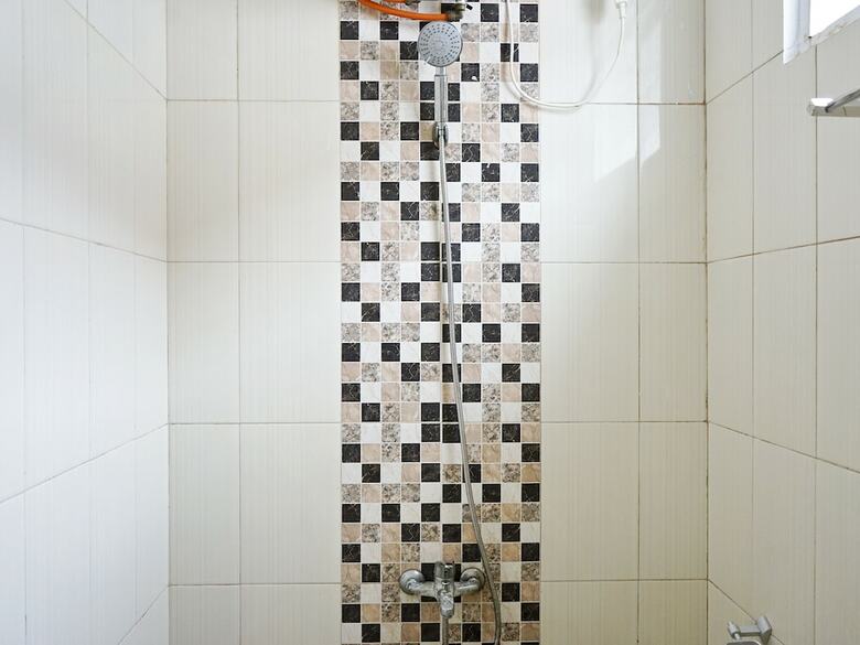 Hostal Oyo 1167 Home Sty Residence