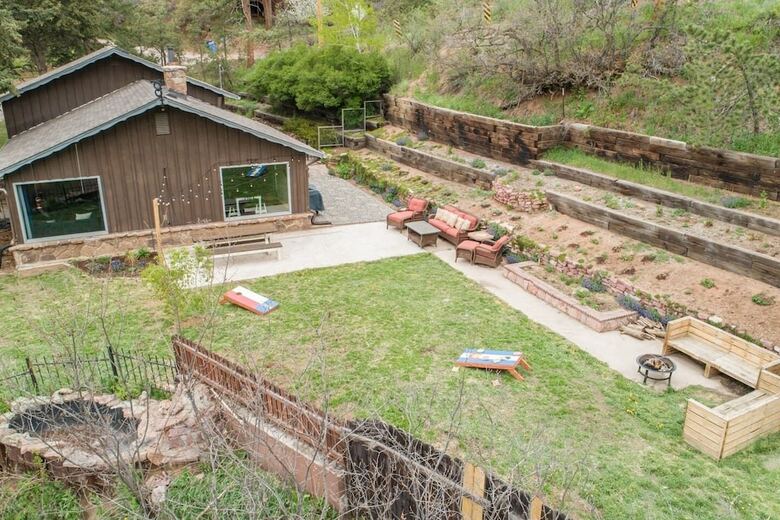4br Mountain Getaway Pikes Peak, Dog-friendly!